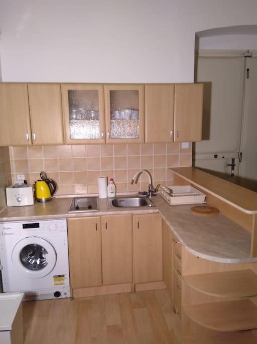 Apartamento Authentic, Traditional Airbnb In ! Praga
